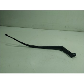 BRAZO LIMPIA DELANTERO DERECHO 