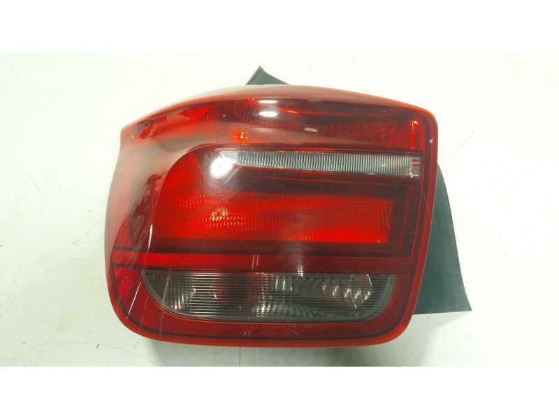 Recambio de piloto trasero izquierdo para bmw 1 (f20) 116 d referencia OEM IAM 63217270095  