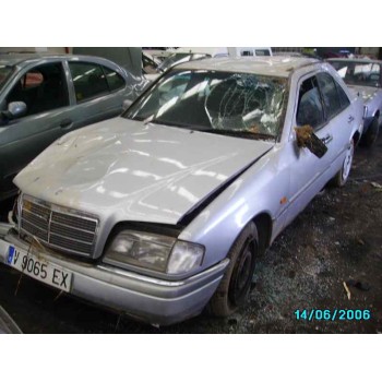 MERCEDES-BENZ CLASE C (W202) BERLINA