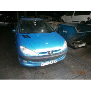 PEUGEOT 206 BERLINA