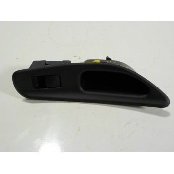 MANDO ELEVALUNAS TRASERO IZQUIERDO 3561H263D 