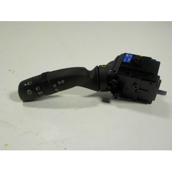 MANDO LUCES 8432902040 17J910 
