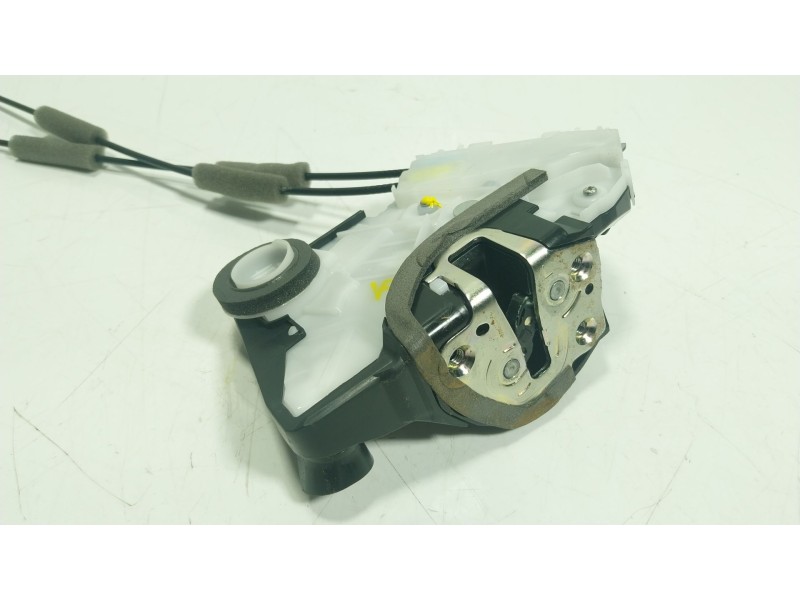 Recambio de cerradura puerta delantera izquierda para toyota yaris cross (mxp_) 1.5 hybrid (mxpj10) referencia OEM IAM 69040K004