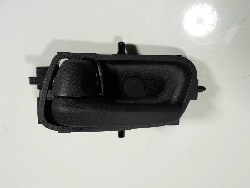 Recambio de maneta interior delantera izquierda para toyota yaris 1.5 vvti hev referencia OEM IAM 69206K0050C1 69206K0050 