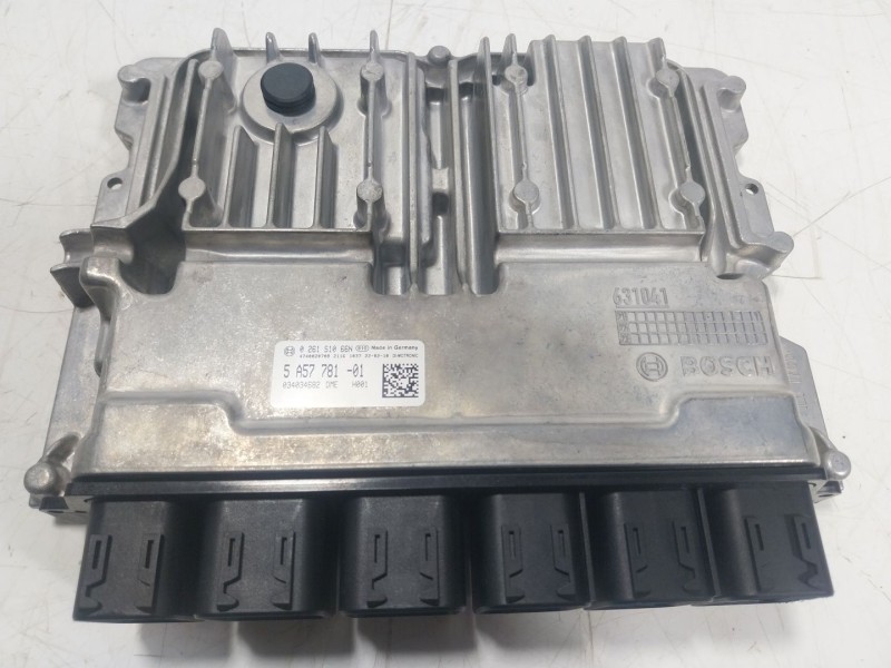 Recambio de centralita motor uce para bmw 4 descapotable (g23, g83) 420 i referencia OEM IAM 12145A57781 5A5778101 