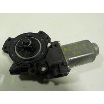 MOTOR ELEVALUNAS TRASERO DERECHO 834603W000 