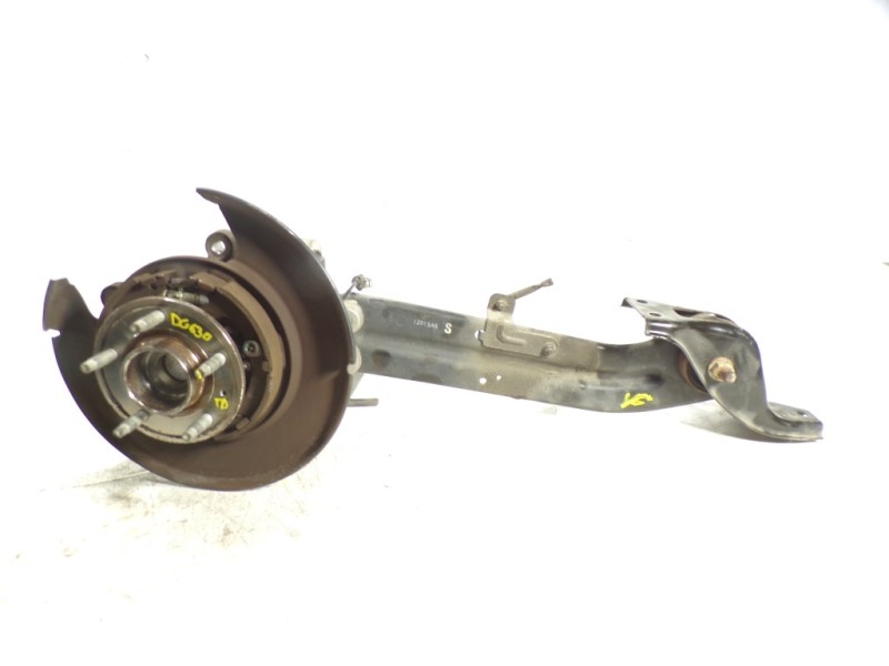 Recambio de mangueta trasera derecha para opel antara 2.2 cdti cat (a 22 dm / lnq) referencia OEM IAM 20820955  