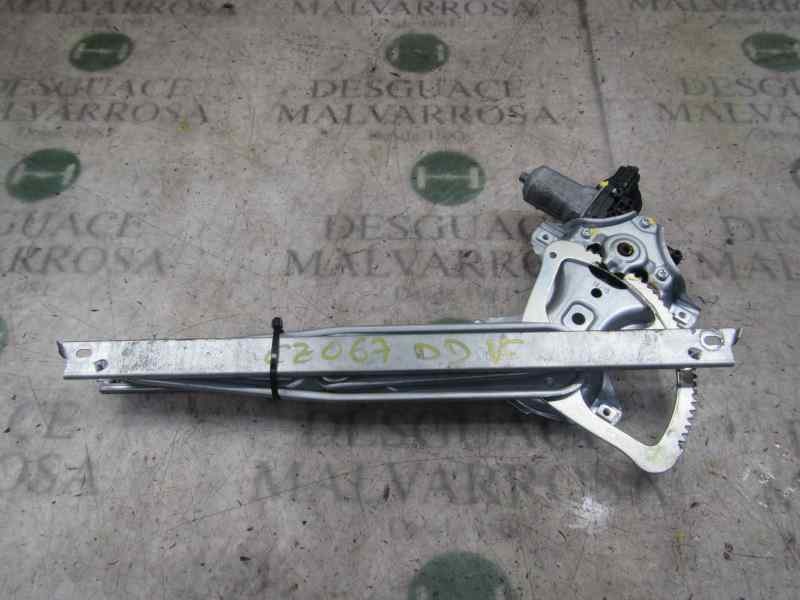 Recambio de elevalunas delantero derecho para toyota yaris 1.3 16v cat referencia OEM IAM 698100D300  