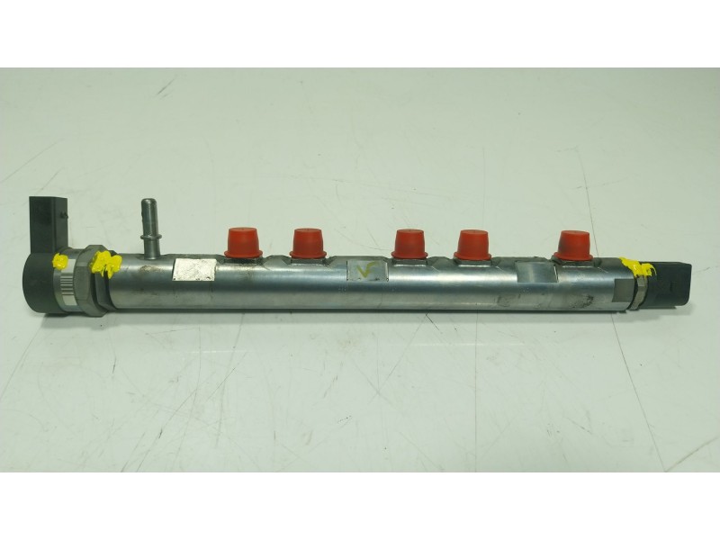 Recambio de rampa inyectora para bmw 1 (f20) 116 d referencia OEM IAM 13537809127 780912704 