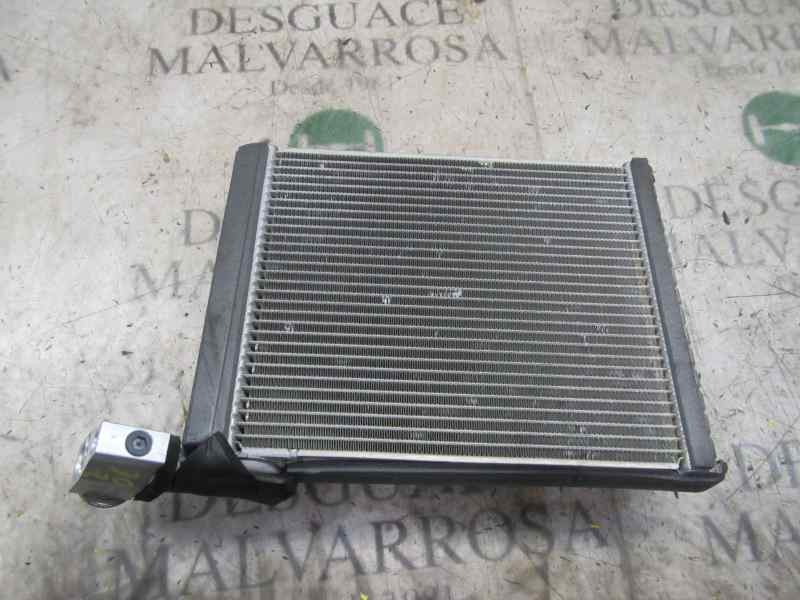 Recambio de evaporador aire acondicionado para toyota yaris 1.3 16v cat referencia OEM IAM 885010D300  