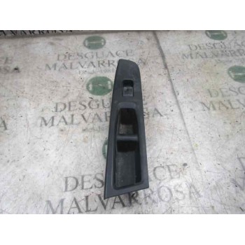 MANDO ELEVALUNAS DELANTERO DERECHO 848100D030 