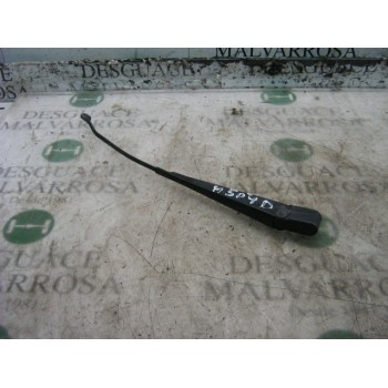 BRAZO LIMPIA DELANTERO DERECHO 