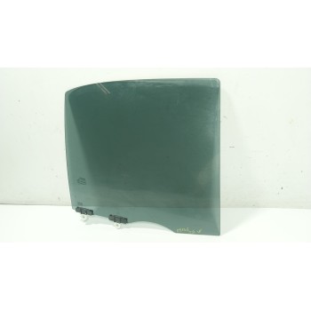 CRISTAL PUERTA TRASERO DERECHO 681030D110 
