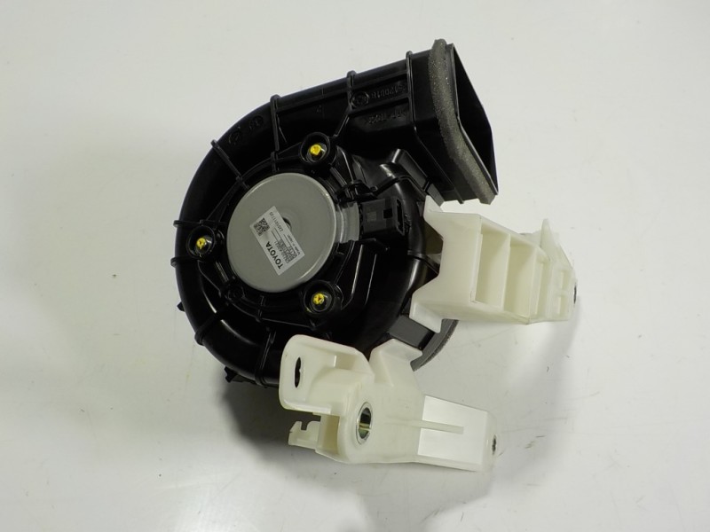 Recambio de motor calefaccion para toyota yaris 1.5 vvti hev referencia OEM IAM G9230K0021 G9230K0021 