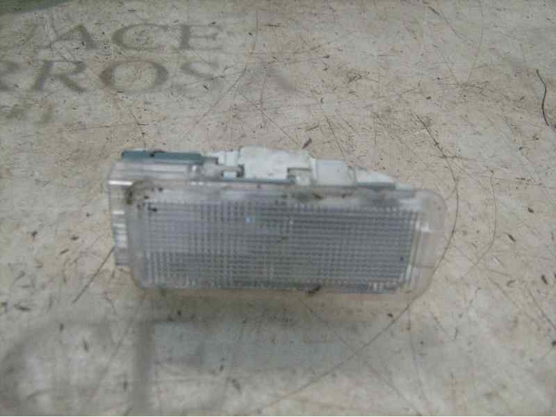 Recambio de piloto interior para peugeot 307 break / sw (s1) 2.0 hdi cat referencia OEM IAM   
