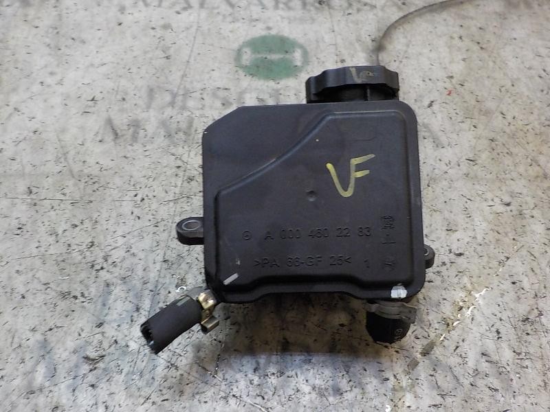 Recambio de deposito servo para mercedes-benz clase r (w251) 3.0 cdi cat referencia OEM IAM A0004602283  