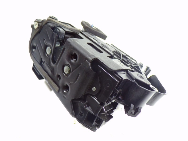 Recambio de cerradura puerta trasera izquierda para audi a1 sportback (gba) 1.0 tfsi referencia OEM IAM 5TA839015K 5TA839015K 