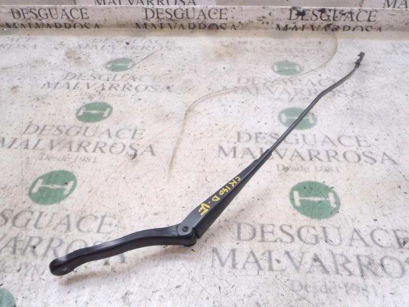 Recambio de brazo limpia delantero derecho para opel corsa d cmon referencia OEM IAM   