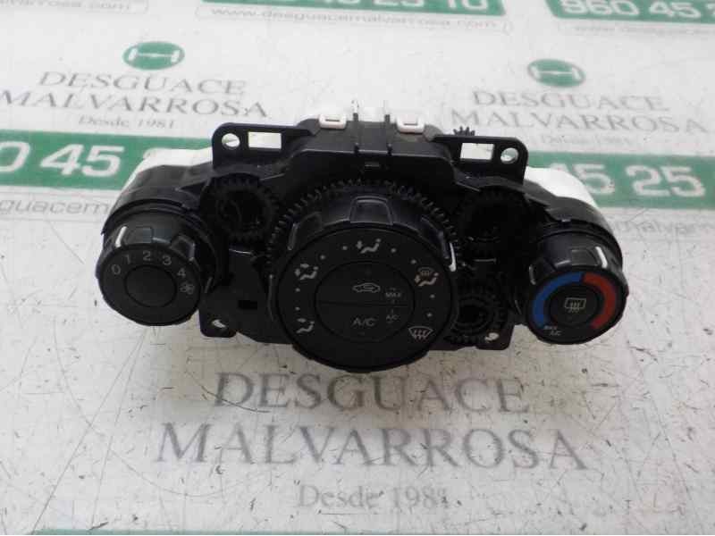 Recambio de mando calefaccion / aire acondicionado para ford fiesta (cb1) 1.6 tdci cat referencia OEM IAM 1777068  