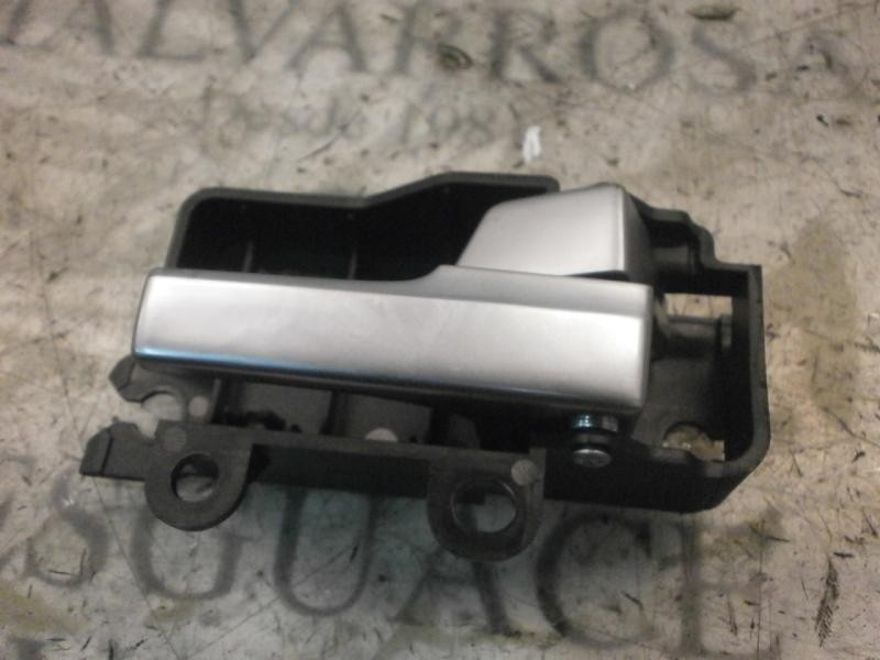 Recambio de maneta interior delantera derecha para ford focus berlina (cap) sport referencia OEM IAM   