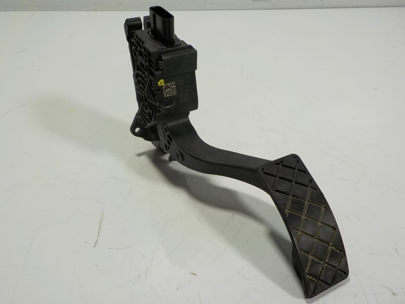 Recambio de potenciometro pedal para seat arona 1.0 tsi referencia OEM IAM 2Q1723503 2Q1723503 