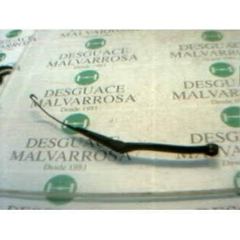 BRAZO LIMPIA DELANTERO DERECHO 