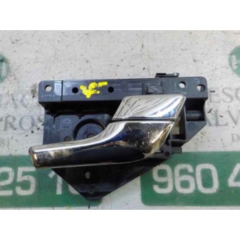 MANETA INTERIOR DELANTERA DERECHA C2D4090 