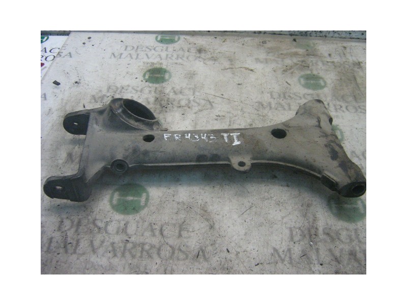 Recambio de brazo suspension inferior trasero izquierdo para jaguar xj6/12 3.2 xj6 referencia OEM IAM   