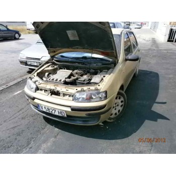 FIAT PUNTO BERLINA (188)