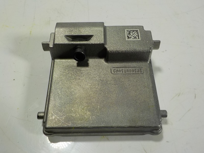 Recambio de modulo electronico para toyota yaris 1.5 vvti hev referencia OEM IAM 8646C0W040 8646C0W040 