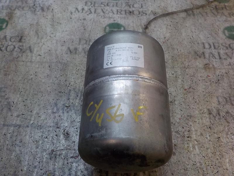 Recambio de moldura para mercedes-benz clase r (w251) 3.0 cdi cat referencia OEM IAM A2513200015 A2513200015 