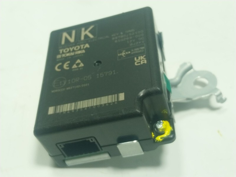 Recambio de modulo electronico para lexus lbx hybrid 1.5 vvti hybrid (mayh10l) referencia OEM IAM 897B052100 897B052100 