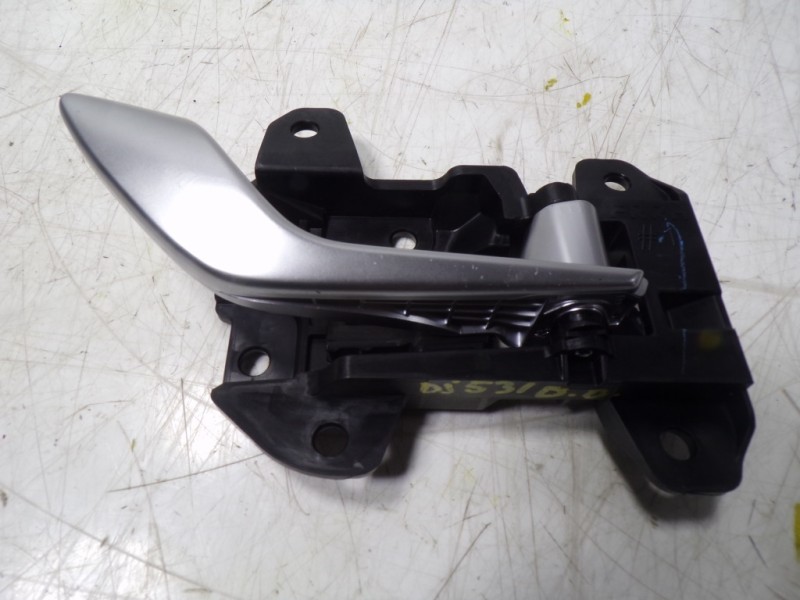 Recambio de maneta interior delantera derecha para hyundai tucson 1.6 crdi referencia OEM IAM 82620N7000LS5 82623N7000 