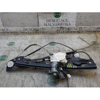 ELEVALUNAS DELANTERO DERECHO A2117200446 