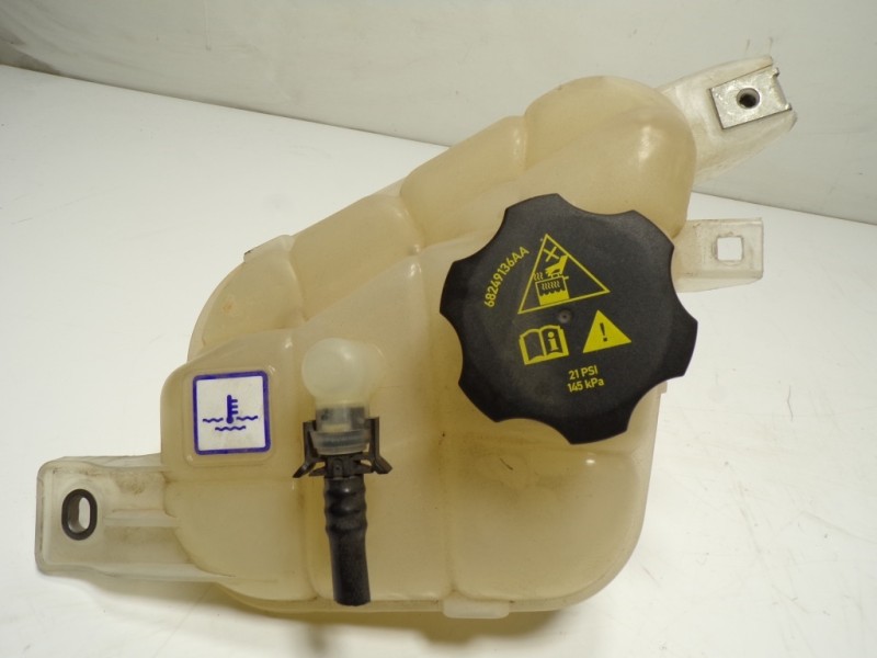 Recambio de deposito expansion para alfa romeo giulia (952) 2.2 jtdm cat referencia OEM IAM 50540158 9520199000PTSP82746 9520199