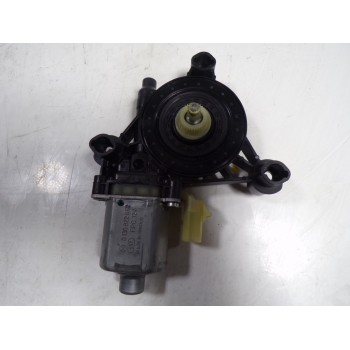 MOTOR ELEVALUNAS TRASERO DERECHO 