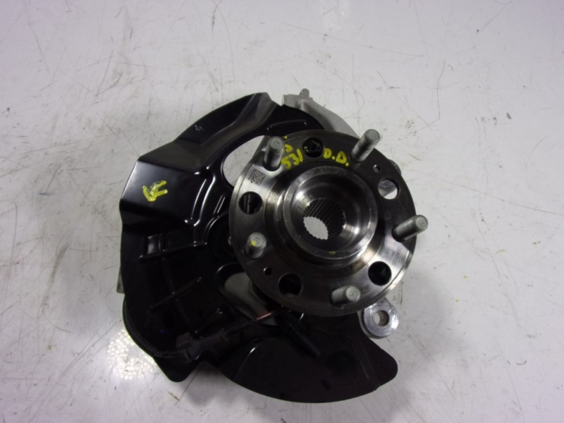 Recambio de mangueta delantera derecha para hyundai tucson 1.6 crdi referencia OEM IAM 51711N7000  