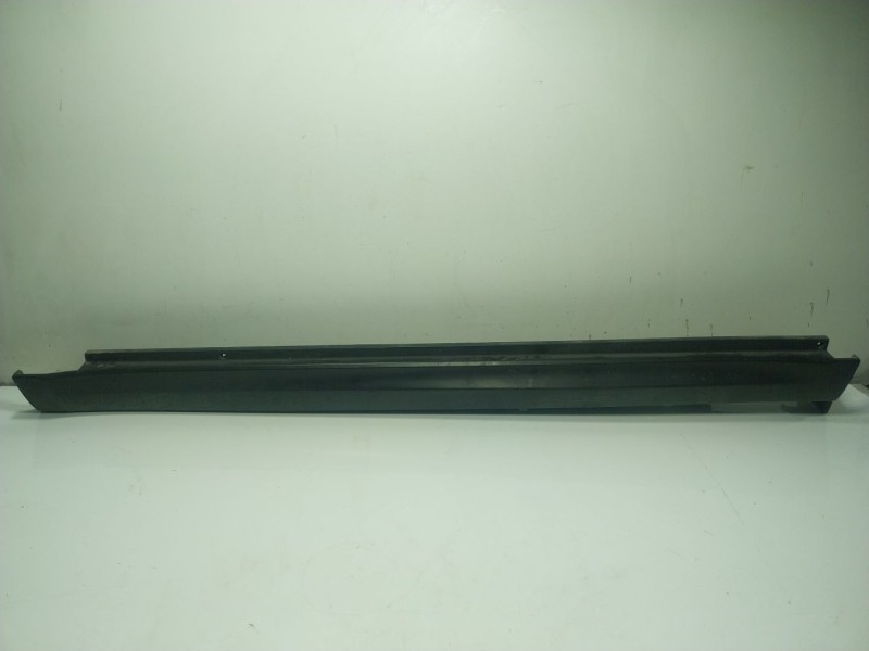 Recambio de faldon lateral para suzuki vitara (ly) 1.6 (apk 416) referencia OEM IAM   