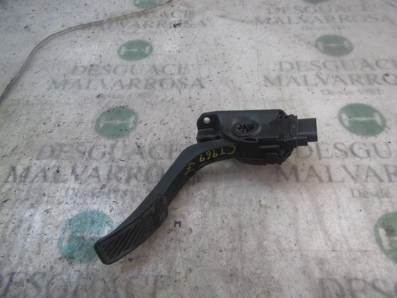 Recambio de potenciometro pedal para ford fiesta (ccn) trend referencia OEM IAM 2120072  