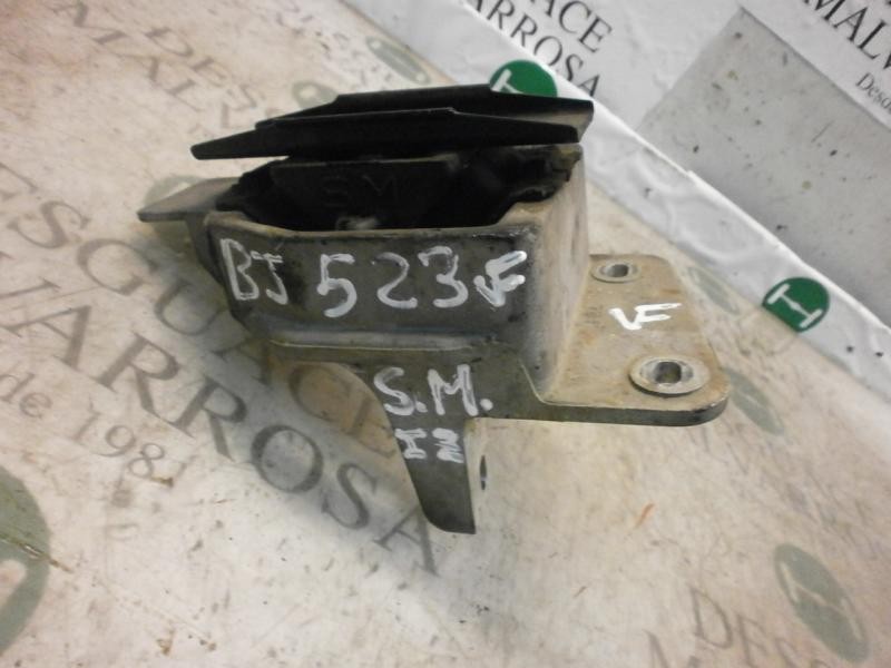 Recambio de soporte motor izquierdo para daewoo nubira berlina 1.6 cat referencia OEM IAM   