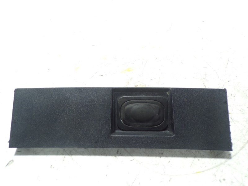 Recambio de maneta porton para ford mondeo lim. 2.0 tdci cat referencia OEM IAM 4122748  