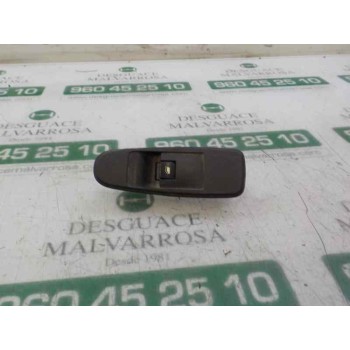 MANDO ELEVALUNAS DELANTERO DERECHO 6554YG 