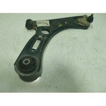 BRAZO SUSPENSION INFERIOR DELANTERO DERECHO 