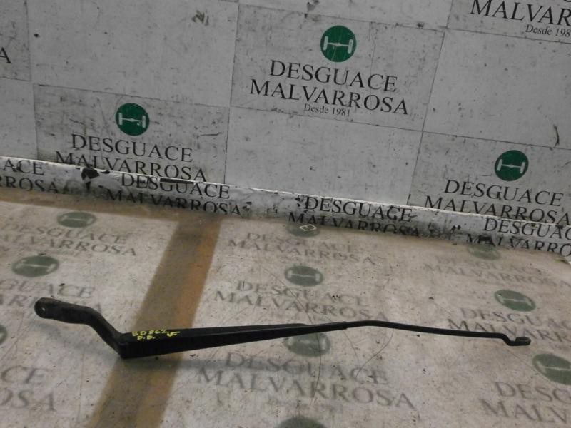Recambio de brazo limpia delantero derecho para ford fiesta (cbk) ghia referencia OEM IAM   