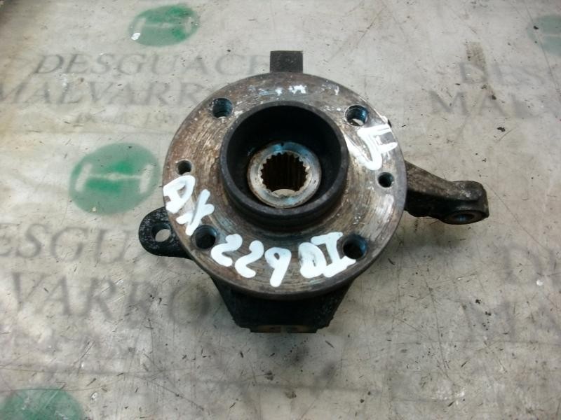 Recambio de mangueta delantera izquierda para renault clio ii fase i (b/cbo) 1.2 referencia OEM IAM   