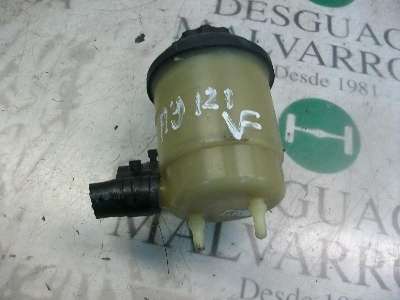 Recambio de deposito servo para hyundai getz (tb) 1.1 básico referencia OEM IAM 571501C800  