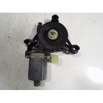 MOTOR ELEVALUNAS DELANTERO DERECHO 5Q0959802B 5Q0959802B 0130822075