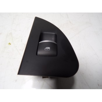 MANDO ELEVALUNAS TRASERO IZQUIERDO 01561075620 