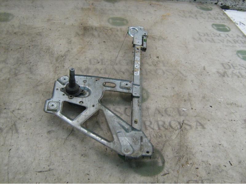 Recambio de elevalunas trasero derecho para audi a6 berlina (c4) 2.5 tdi referencia OEM IAM 4A0839400B  