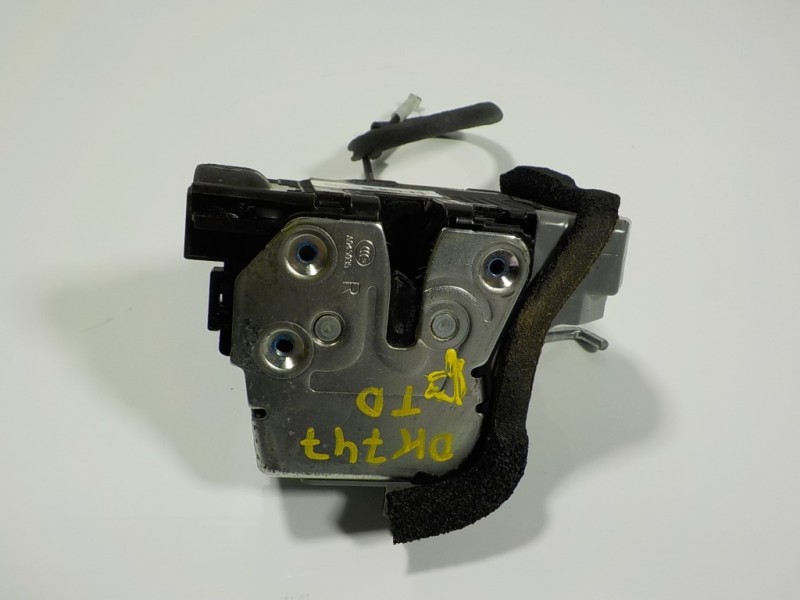 Recambio de cerradura puerta trasera derecha para hyundai i20 1.2 16v cat referencia OEM IAM 81420C8020 81420C8020 